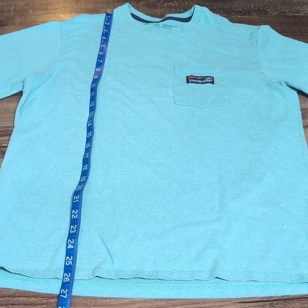 Patagonia Responsibili-tee Pocket tee Size Medium in Turquoise Blue - Picture 5 of 5